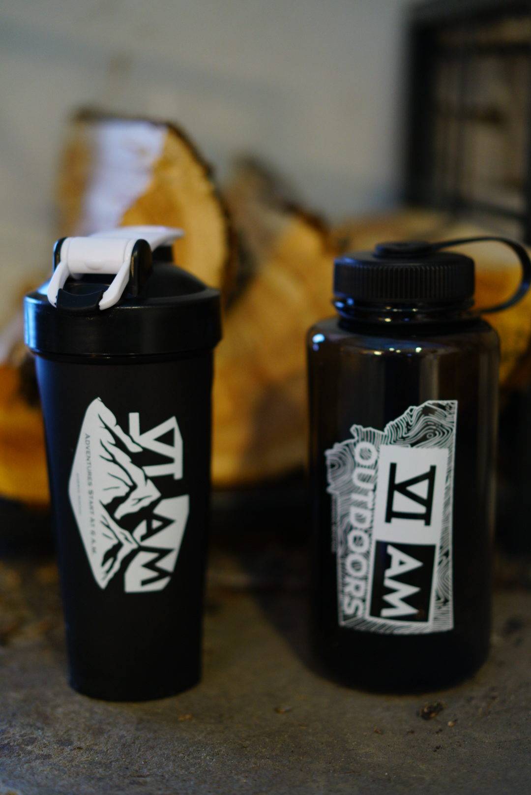 VIAM Water/ Shaker Bottle