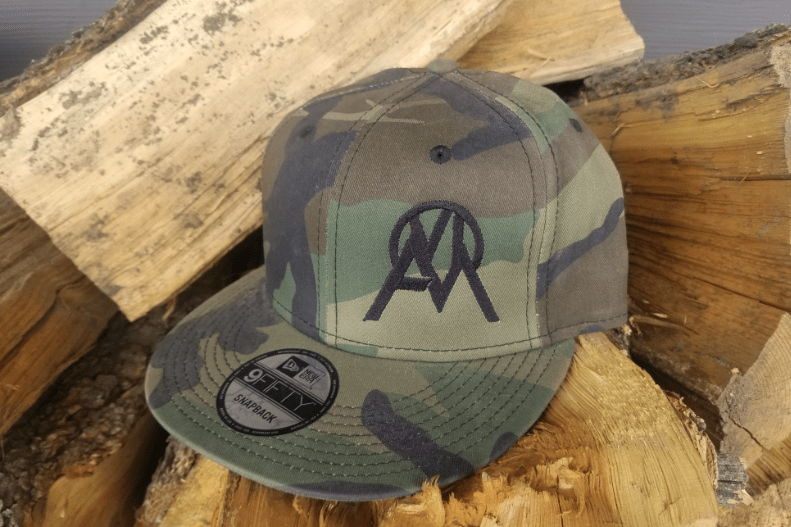 VIAM OUTDOORS LOGO GEAR